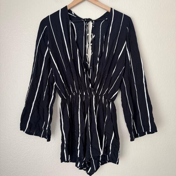 Faithfull The Brand Womens Navy Romper Striped Longsleeve Shorts Size Medium - Picture 1 of 10